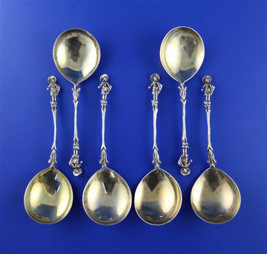 A set of six Victorian silver shaped dessert spoons 8.5 oz.